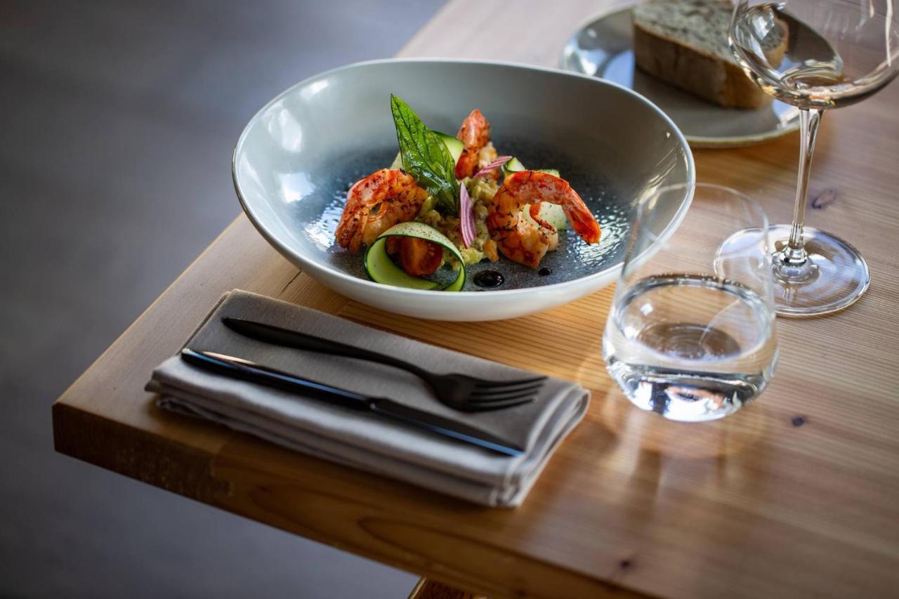 Hotel Restaurant Le Monetier Экстерьер фото