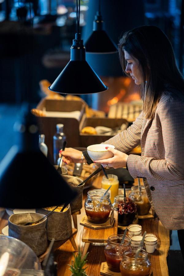 Hotel Restaurant Le Monetier Экстерьер фото