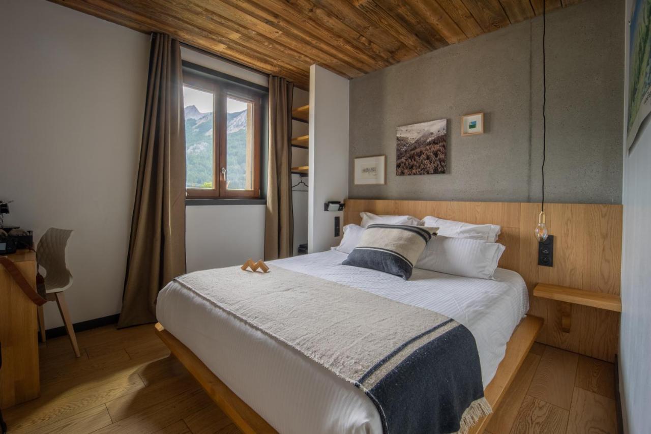 Hotel Restaurant Le Monetier Экстерьер фото