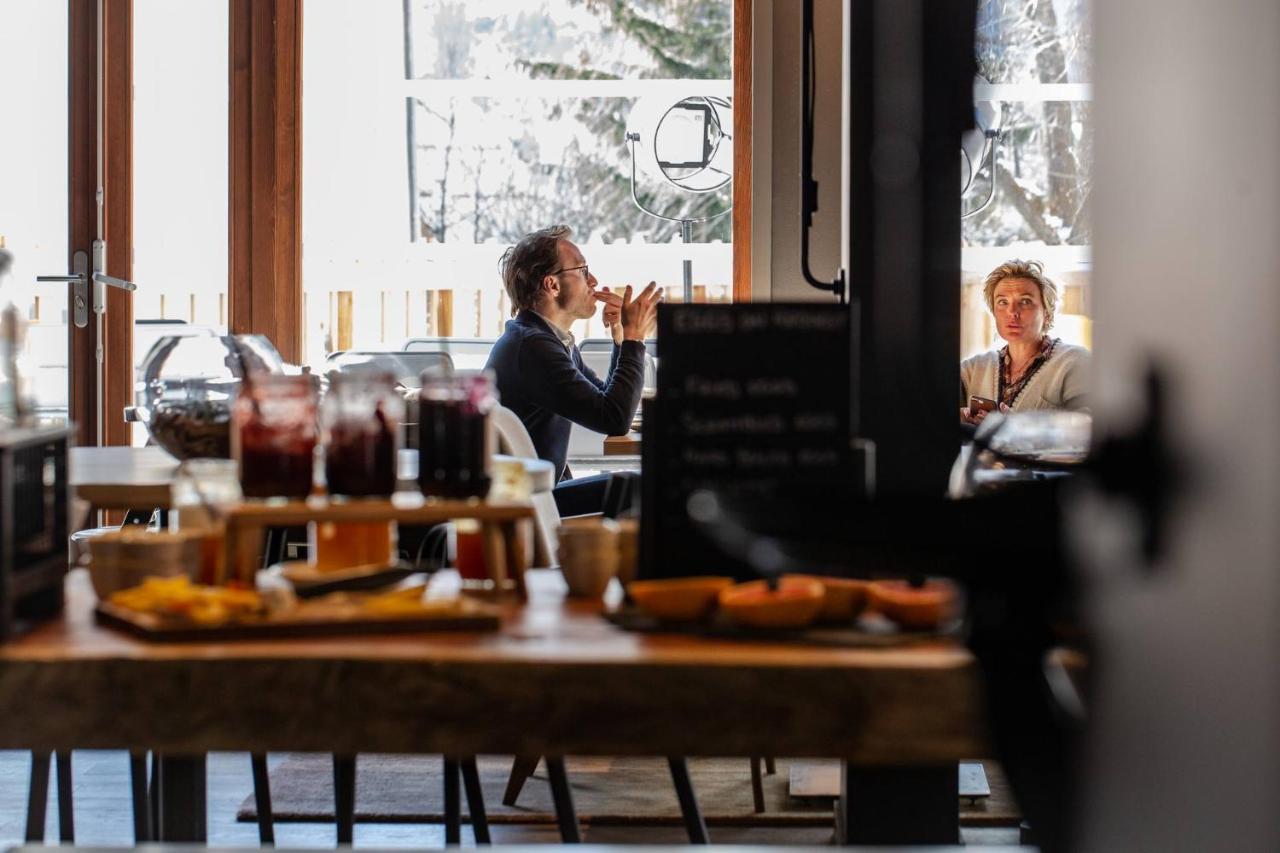 Hotel Restaurant Le Monetier Экстерьер фото